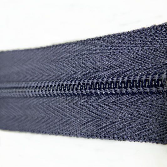 Nylon recycled zipper